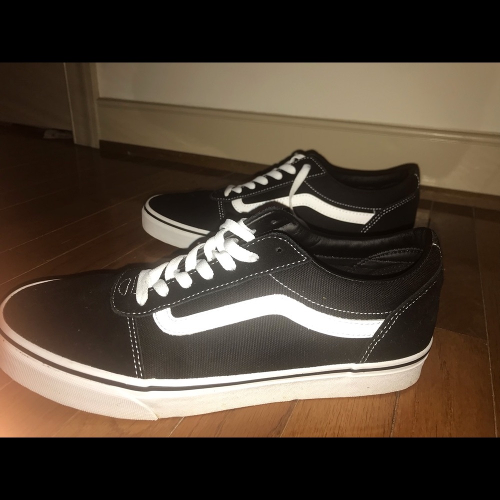 Black old school vans